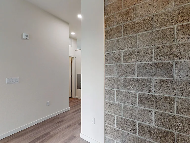 Tula Apartments — Photo 61