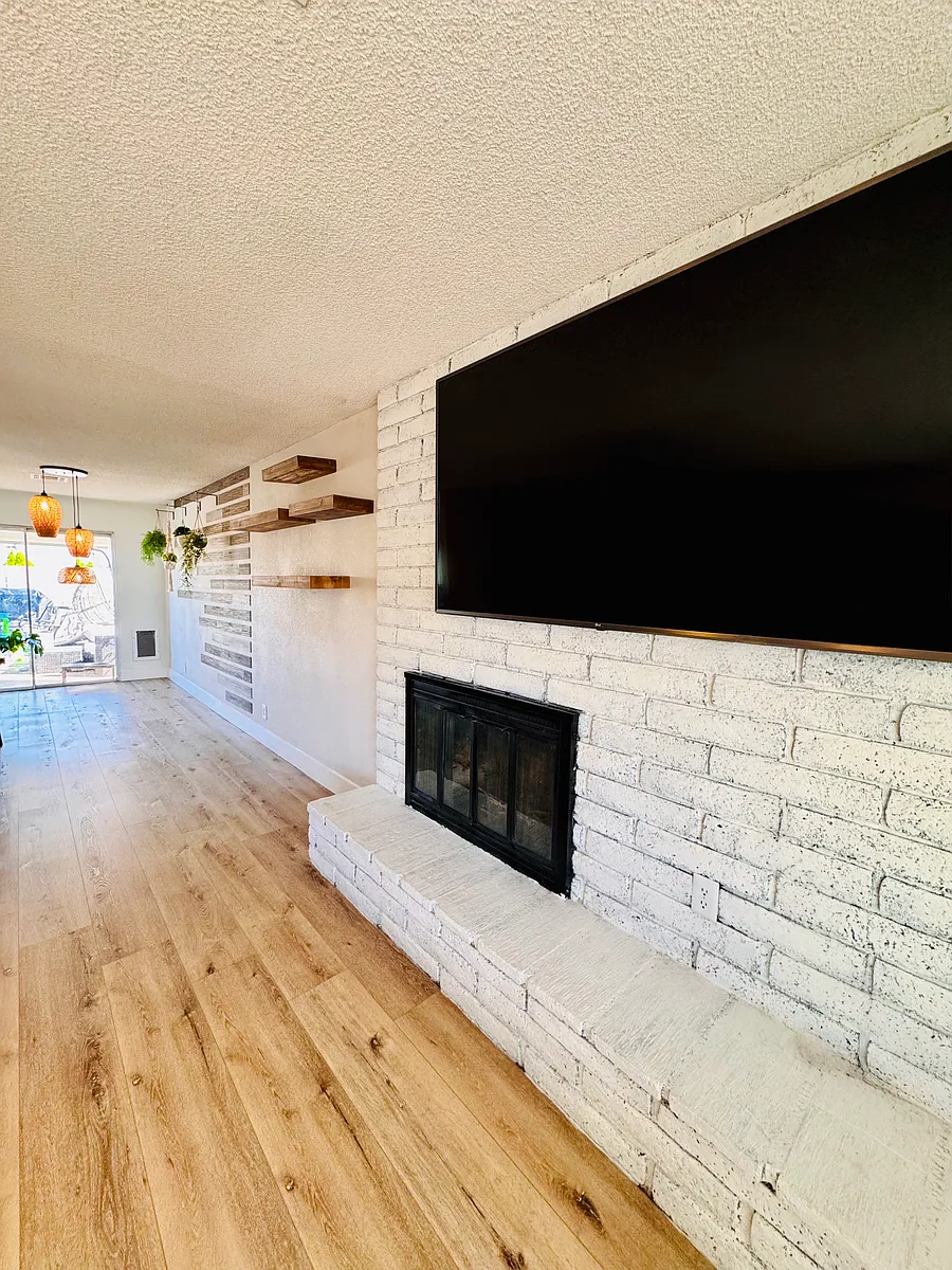 Building Photo - 1609 Blue Mountain Dr
