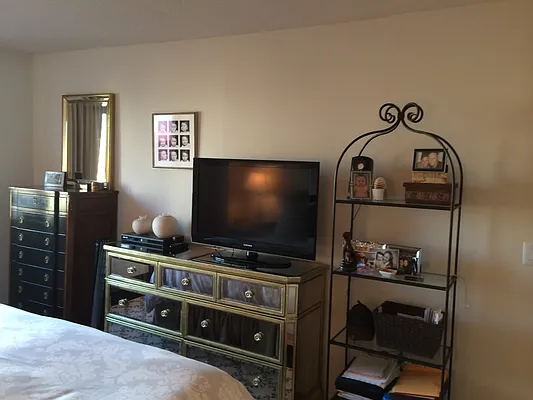 Rented by Owner | media 16