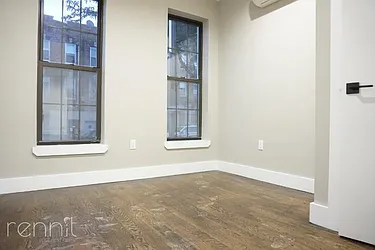 Rented by Rennit Inc.