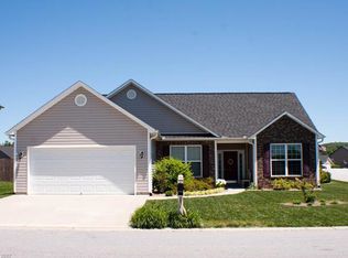 47 Mud Creek Rd, Fletcher, NC 28732