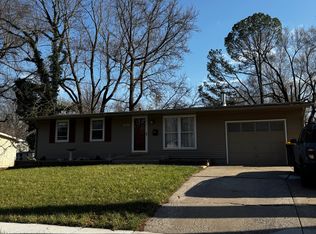 8701 E 91st Ter, Kansas City, MO 64138