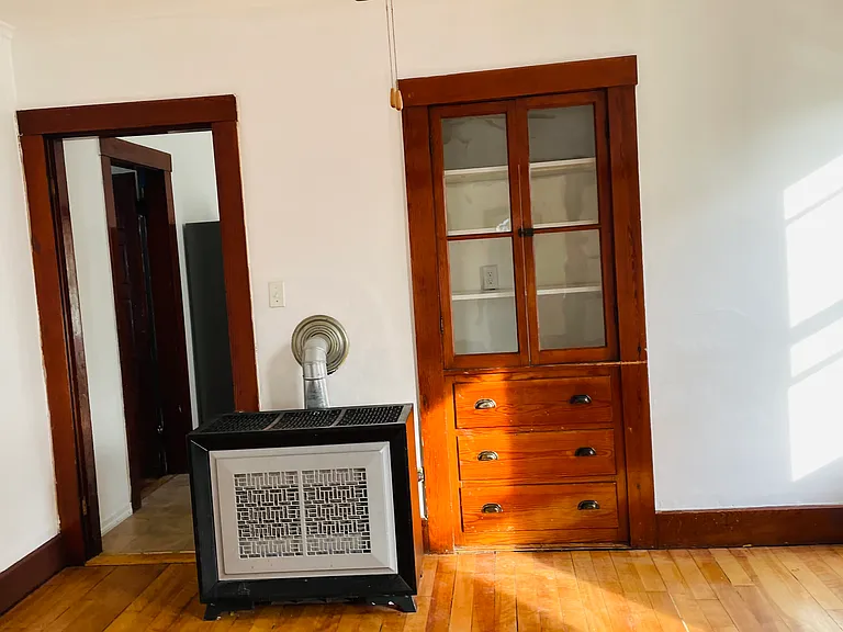 51 Elm St #2 — Photo 4