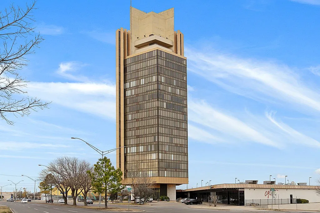 The Classen — Photo 1
