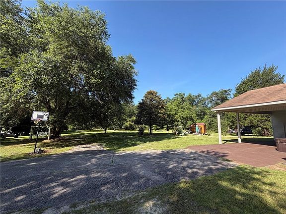2nd image of 5201 Lott Rd