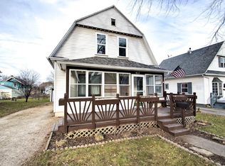 413 E Hancock St, New London, WI 54961