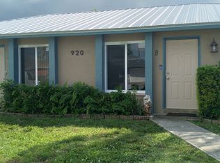 920 SE 13th St #B, Cape Coral, FL 33990