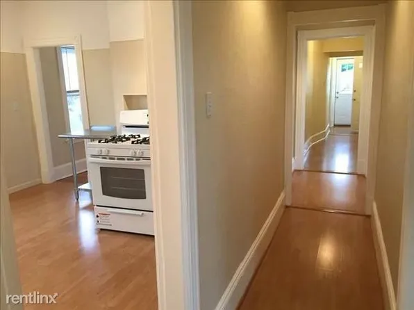41 Derby St, Somerville, MA 02145