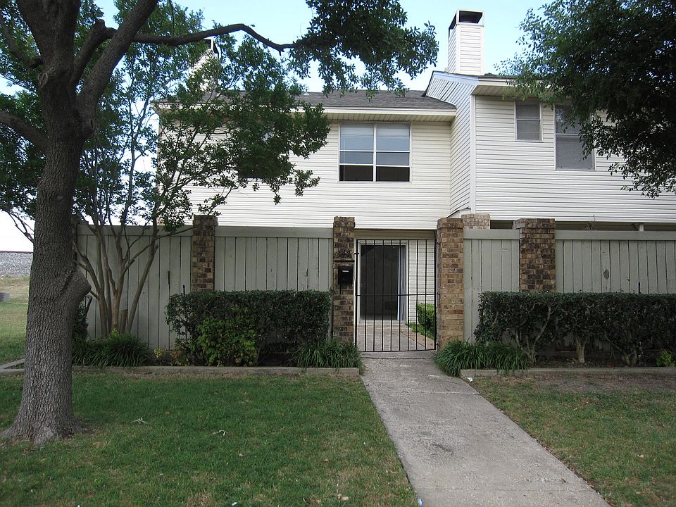 1st image of 347 Towne House Ln