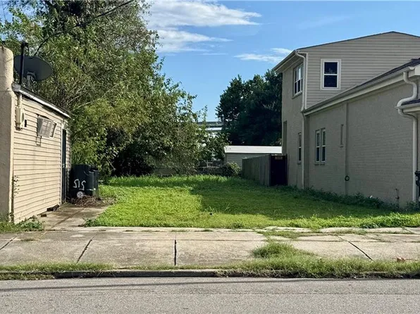 517 Newton St, New Orleans, LA 70114