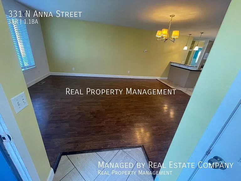 331 N Anna St — Photo 3
