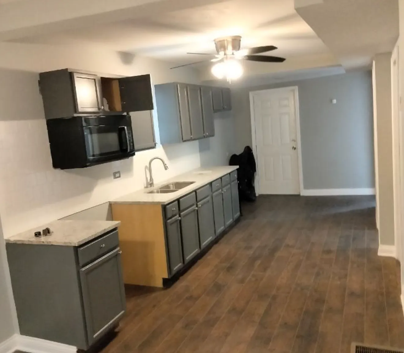 2 bed, $1,600 — Photo 3