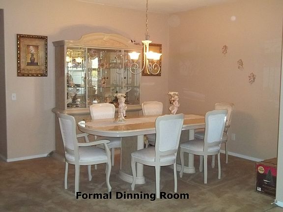 Formal Dinning Room