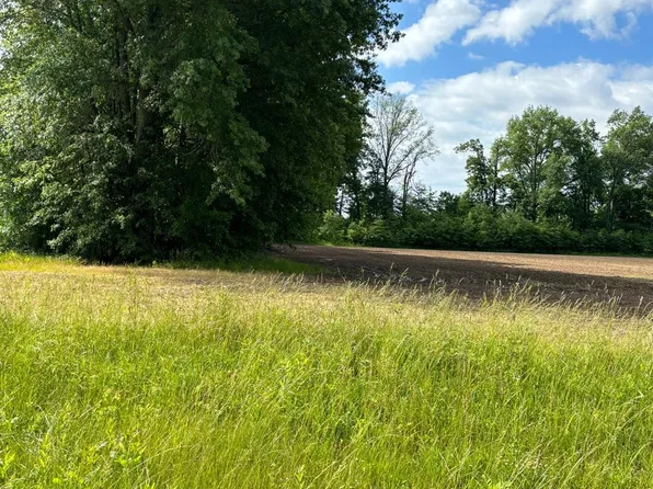 383 Kensington Dr, Clarksville, OH 45113