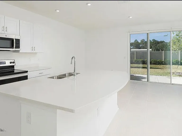362 Annies Pl — Photo 6