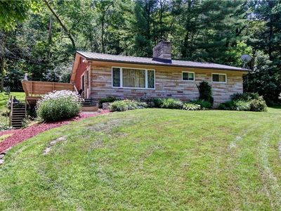 5882 Crooked Run Rd SW, New Philadelphia, OH, 44663