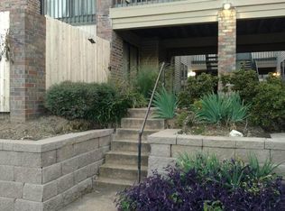 6592 Poplar Woods Cir S APT 1, Germantown, TN 38138