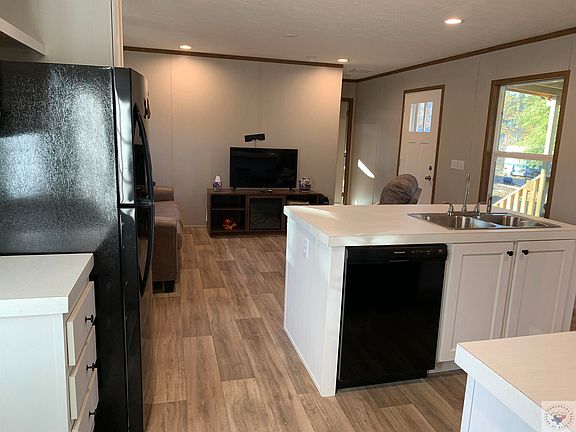 4th image of 1519 County Road 3776