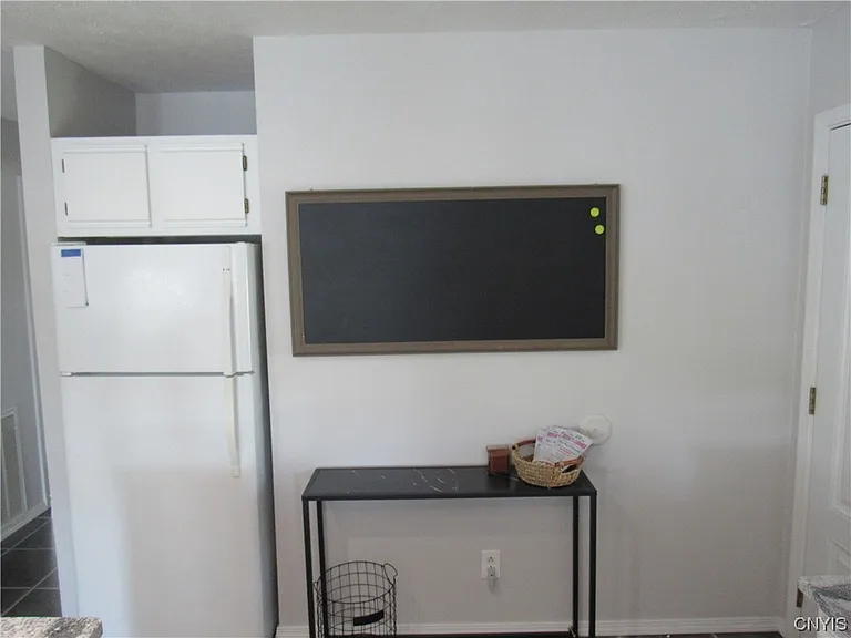 28 E River Rd #2-1 — Photo 23