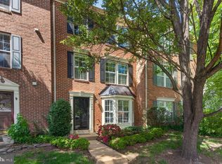 1343 Argall Pl, Alexandria, VA 22314