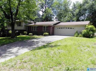 904 4th Ave NE, Jacksonville, AL 36265