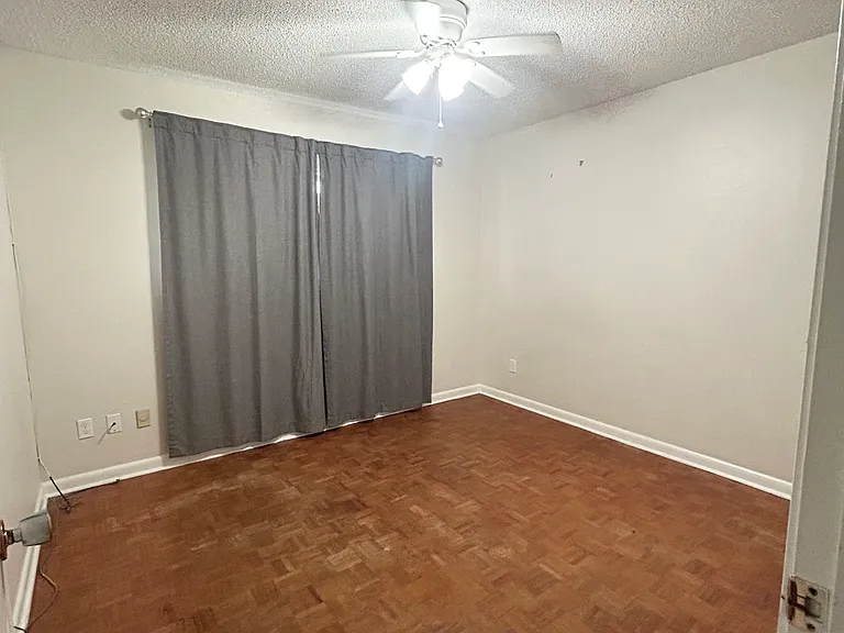 207 Foreman Dr — Photo 4