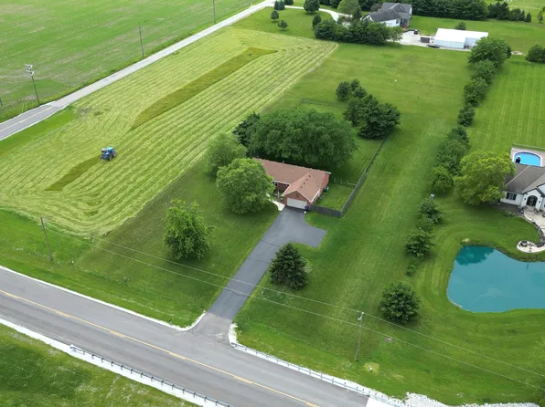 22620 Lamong Rd, Sheridan, IN 46069