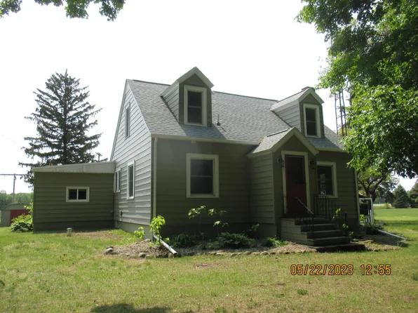 55561 Blossom Rd, Colon, MI 49040