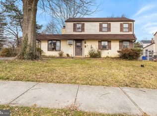 723 Westwood Ln, Aldan, PA 19018