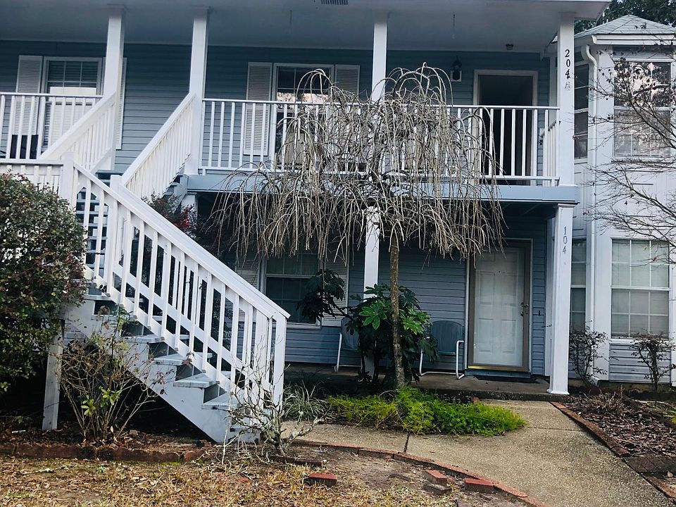 1st image of 2813 Langley Ave APT 204