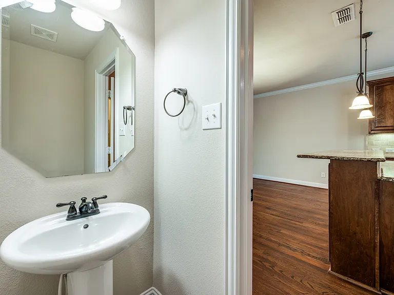 2500 Rockbrook Dr #103 — Photo 18