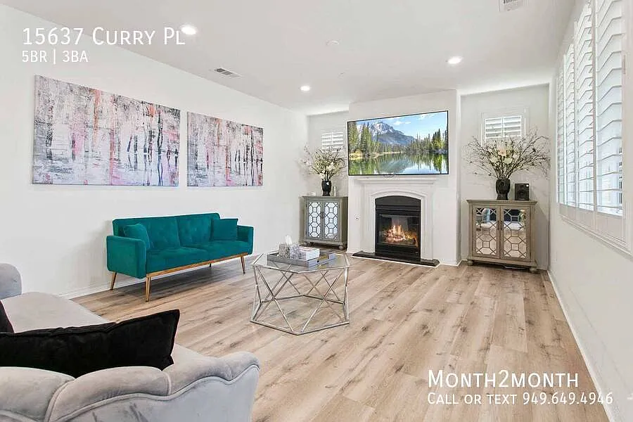 Luxurious Haven on Curry Pl — Photo 2