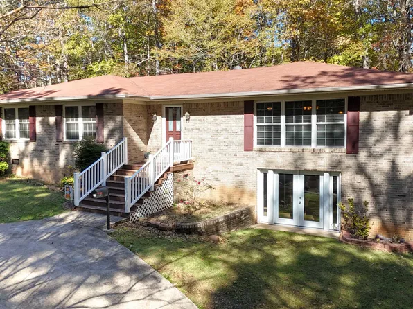 204 Slate Dr, Hamilton, AL 35570