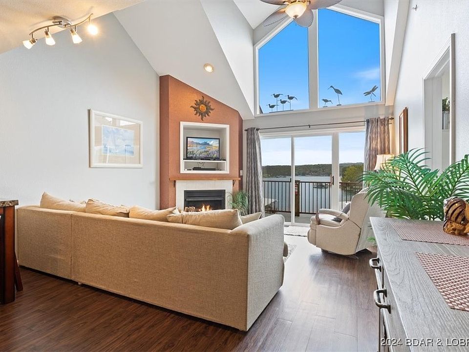 1st image of 572 Clearwater Dr #4B