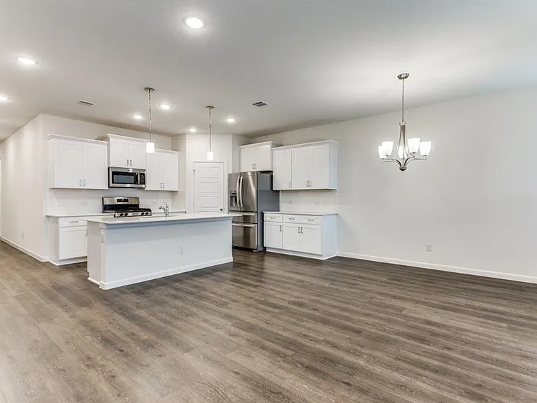5432 Wedge Wood Dr — Photo 4