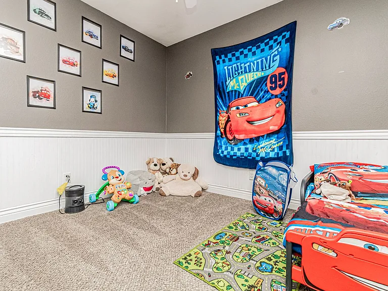 1531 N Clay St — Photo 19