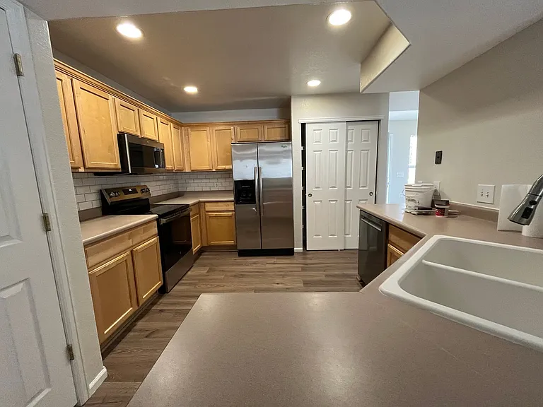 6709 Autumn Ridge Dr #2 — Photo 2
