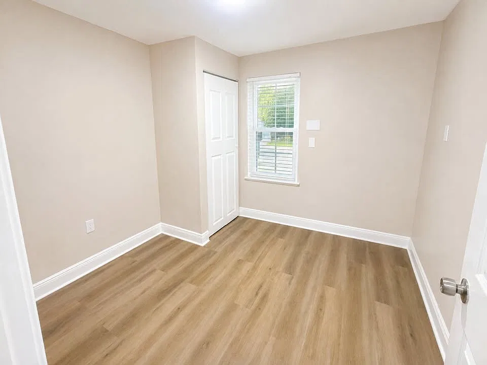 1 bed, 450 sqft, $1,100 — Photo 4
