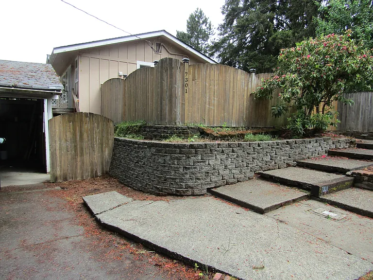 7301 46th St W — Photo 2