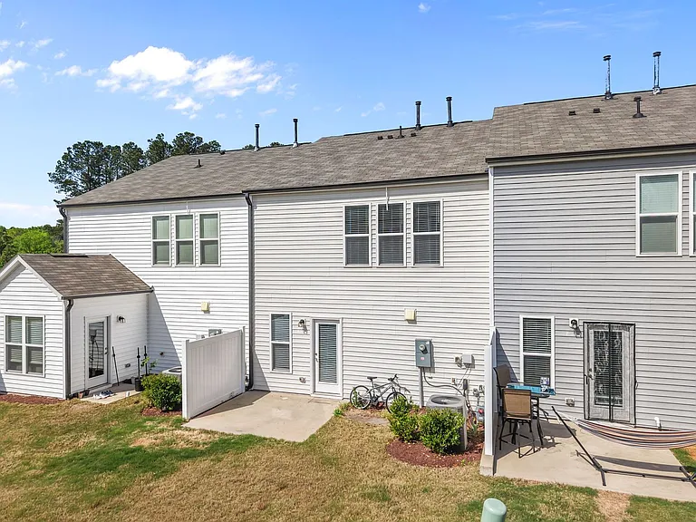 1631 Glacier Dr — Photo 16