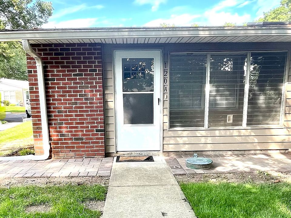 1st image of 120 Exmore Ct Unit A