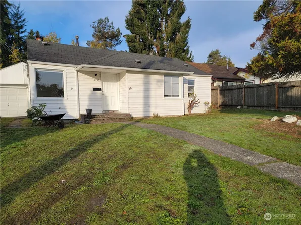 13733 10th Avenue SW, Burien, WA 98166