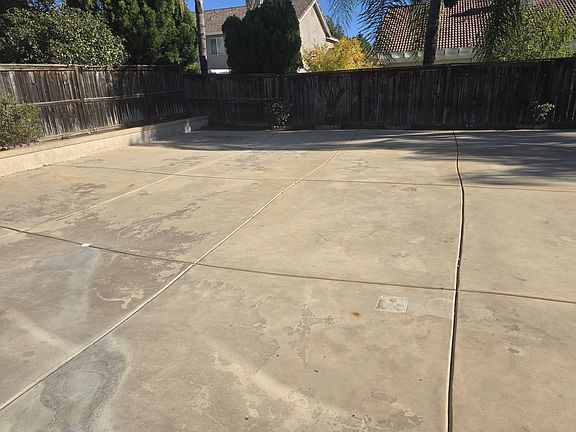 5th image of 33037 Paraguay Dr