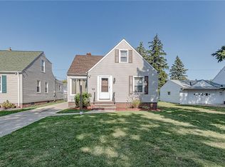 13213 Carpenter Rd, Garfield Heights, OH 44125