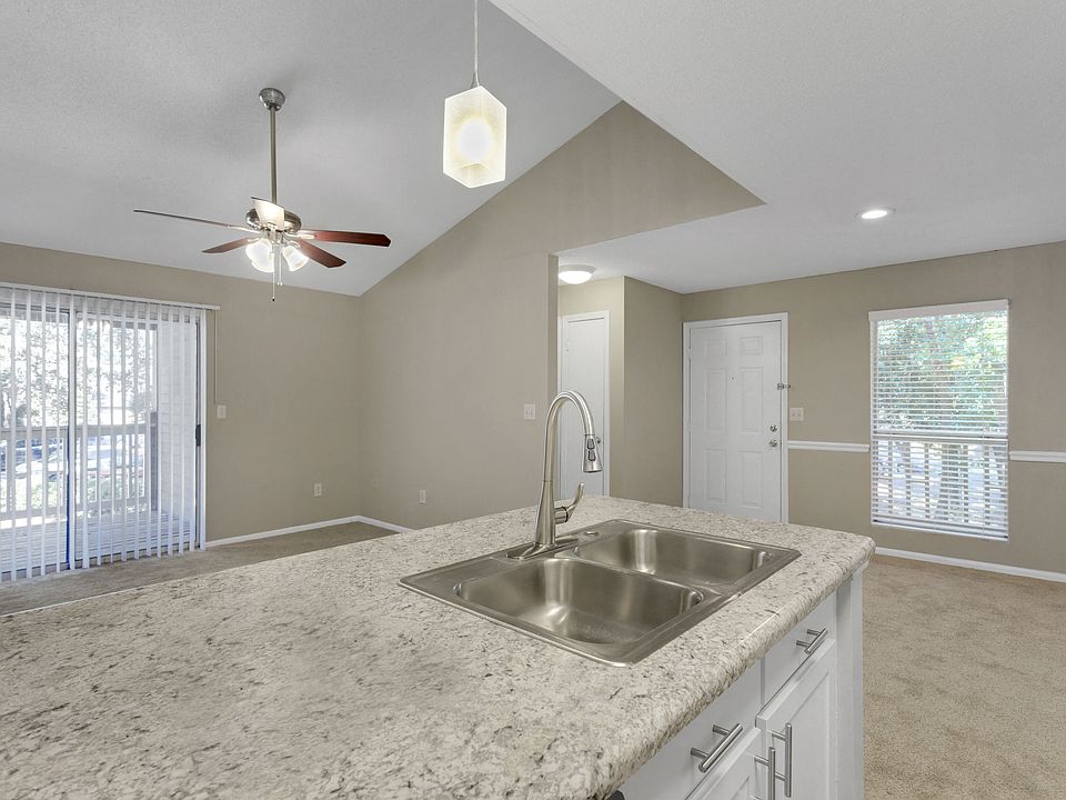 Magnolia - 2 Bed / 2 Bath - 977 Sq.Ft.