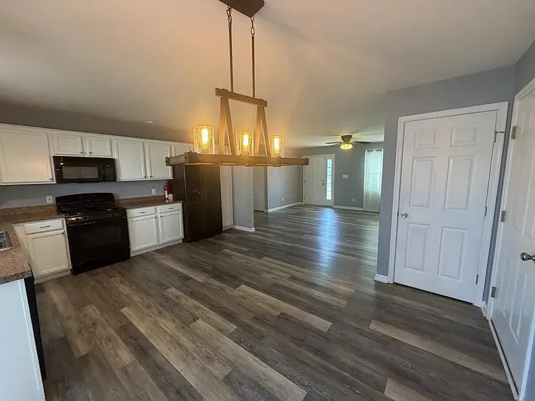 172 Abigail Ln — Photo 6