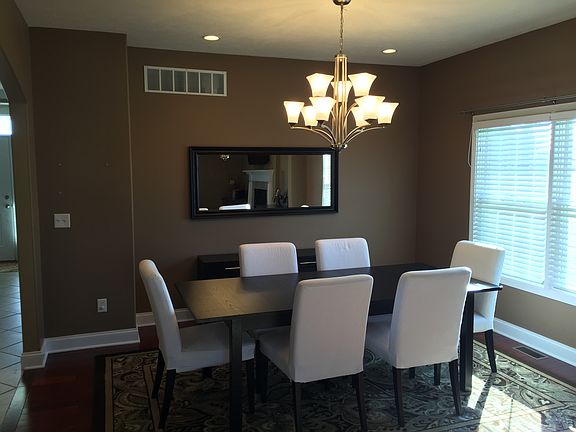 Spacious Formal Dining