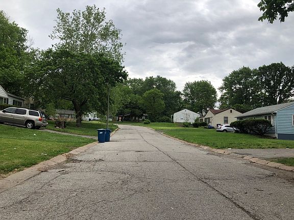 5th image of 9144 Loganberry Ln