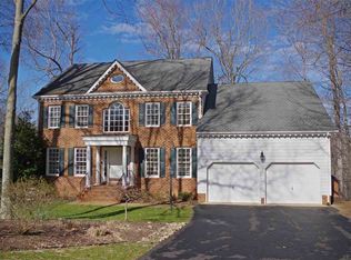 1052 Blackburn Blf, Charlottesville, VA 22901