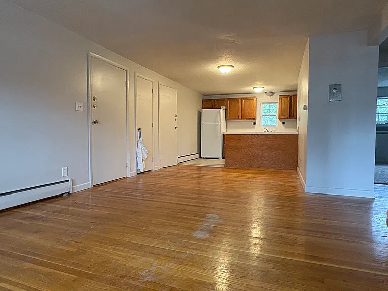 29 Arlington Rd #6 — Photo 2